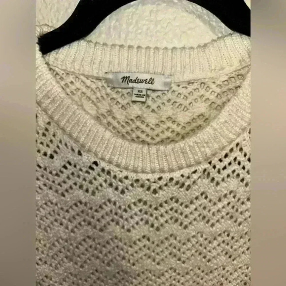 Gently use women’s Medwell blouse XS - Picture 4 of 7